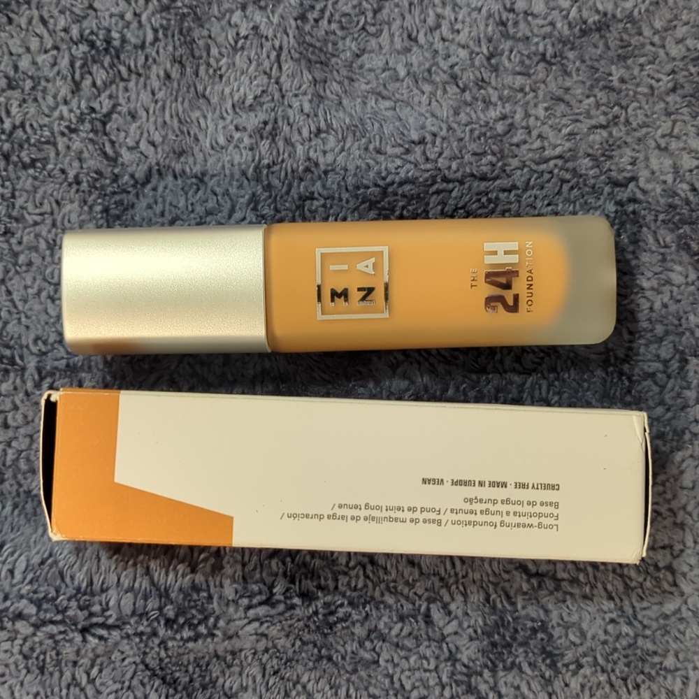3INA The 24H Foundation # 651 Long Wearing Formula Buildable Coverage